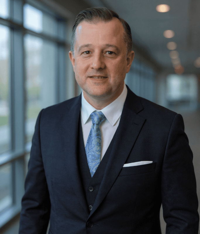 Dr. Dominik Kalisch